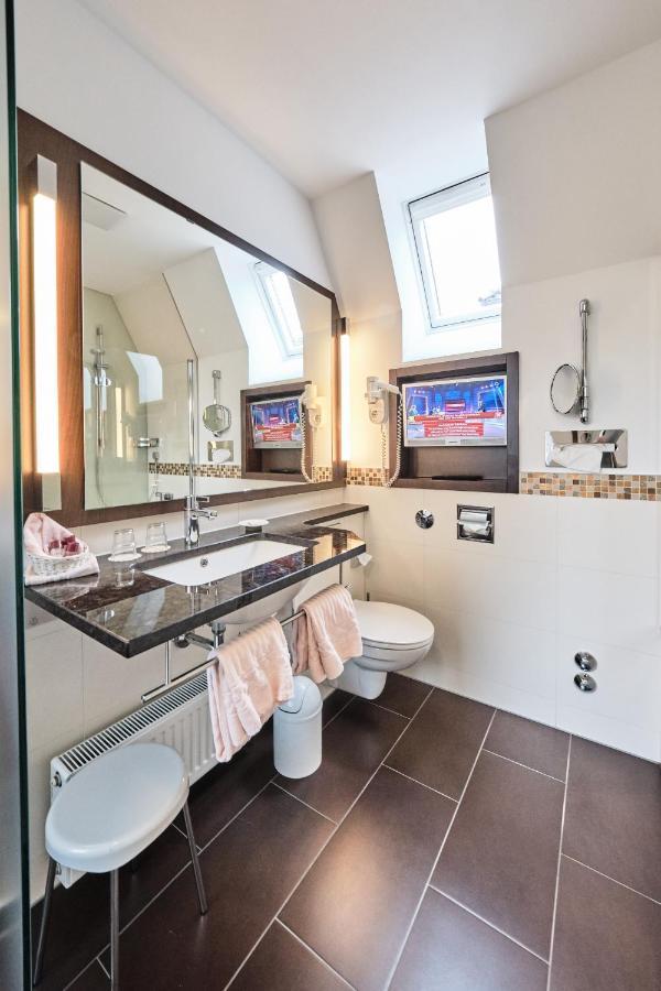 Hotel Haus Berlin บอนน์ ภายนอก รูปภาพ